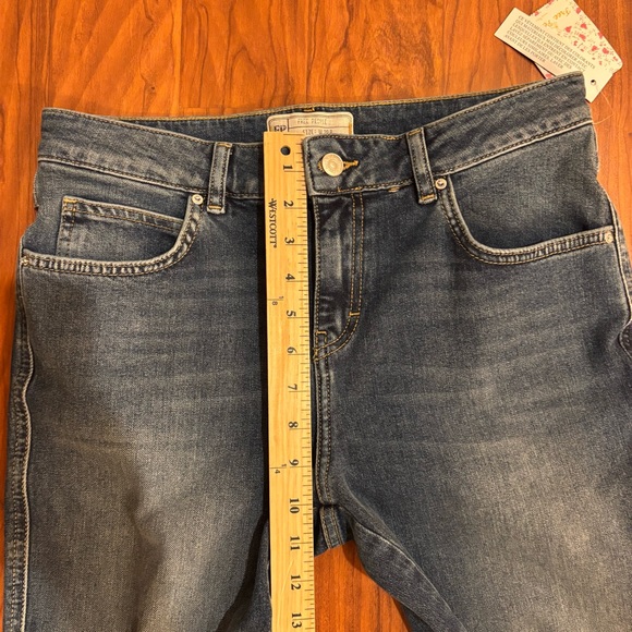 NWT Free People Kick Flare Dark Denim Blue Jeans Womens 29 - Picture 3 of 7